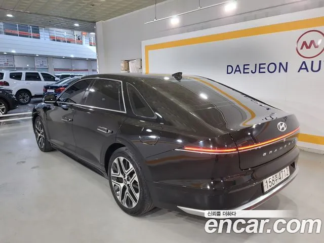 Hyundai Grandeur Grandeur (GN7) — Фото автомобиля 4