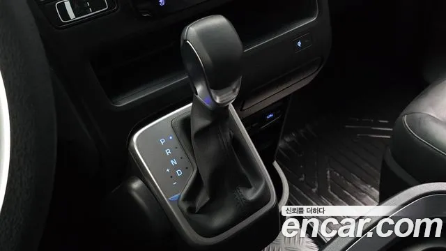 Hyundai Staria — Фото автомобиля 12