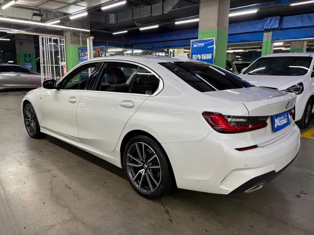 BMW 3 Series — Фото автомобиля 6