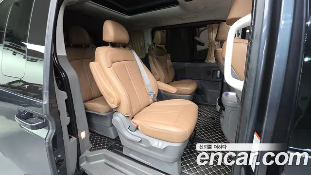 Hyundai Staria Staria Lounge 9 мест — Фото автомобиля 18