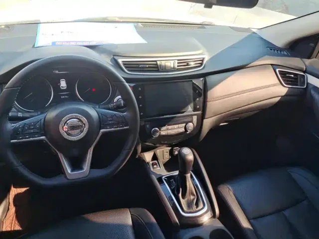 Nissan Qashqai — Фото автомобиля 12