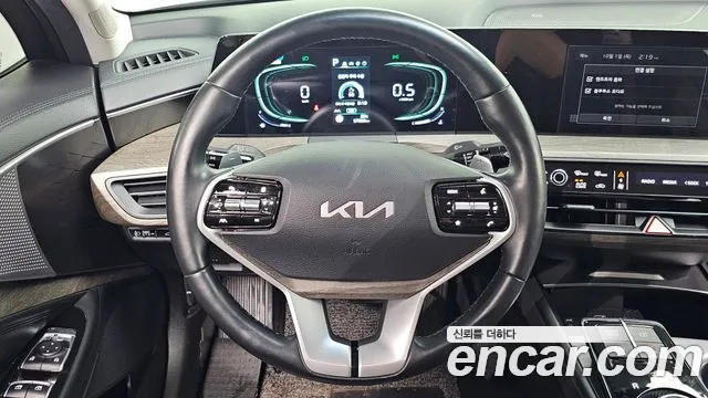 Kia K8 — Фото автомобиля 21