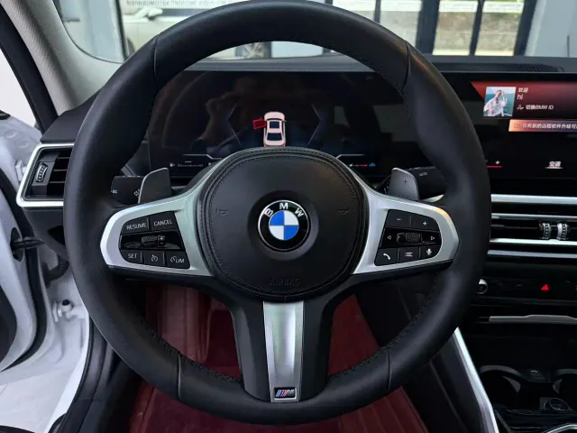 BMW 3 Series — Фото автомобиля 12