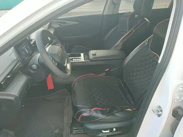 Wuling Starlight — Фото автомобиля 14