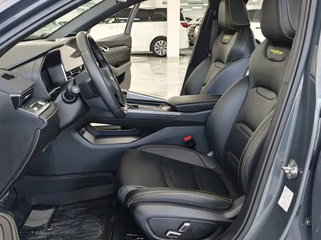 Geely Xingrui — Фото автомобиля 8