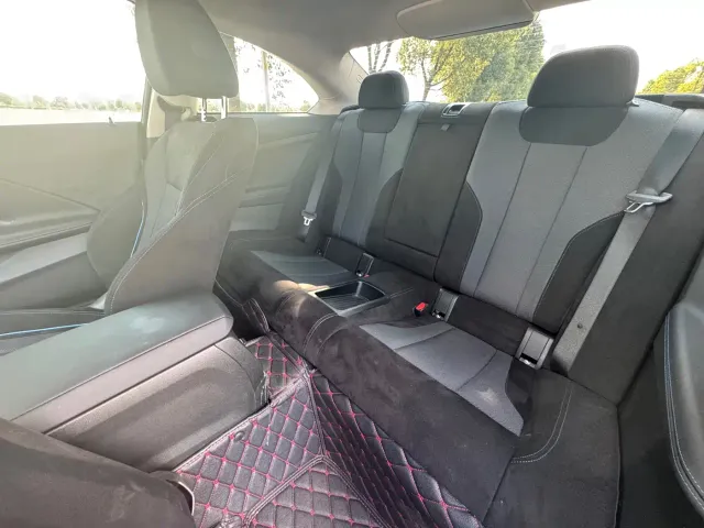 BMW 2 Series — Фото автомобиля 10