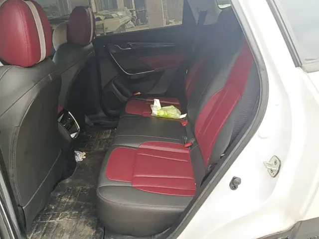 Dongfeng Fengshen AX7 — Фото автомобиля 16