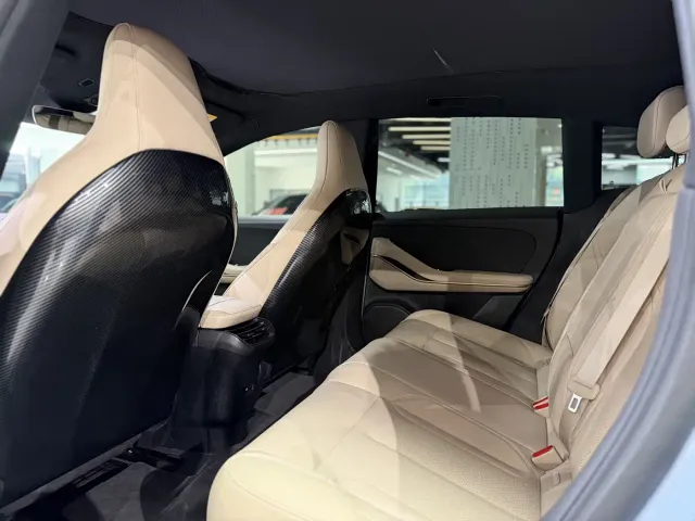 Nio ET5 Touring — Фото автомобиля 6