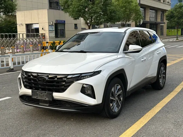 Фотография автомобиля — Hyundai Tucson