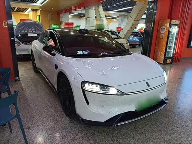 Luxeed S7 — Фото автомобиля 3