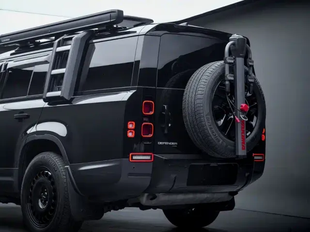 Land Rover Defender — Фото автомобиля 6