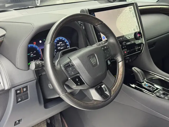 Toyota Vellfire — Фото автомобиля 4