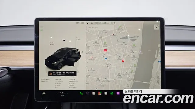 Tesla Model Y — Фото автомобиля 12