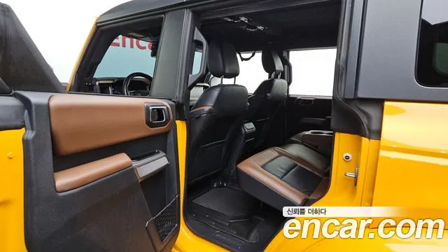 Ford Bronco 6th Gen — Фото автомобиля 16