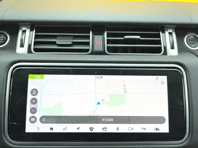Land Rover Range Rover — Фото автомобиля 27