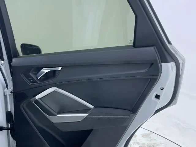 Audi Q3 — Фото автомобиля 13