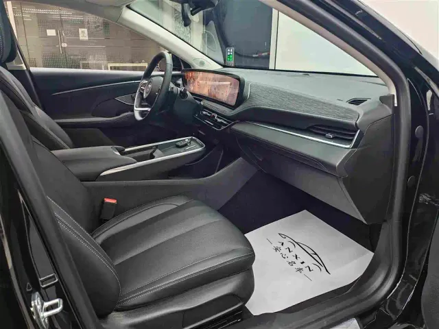 Buick LaCrosse — Фото автомобиля 10