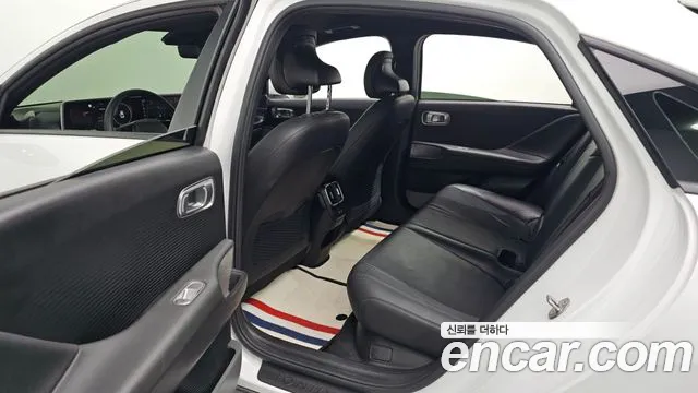 Hyundai Ioniq6 — Фото автомобиля 12