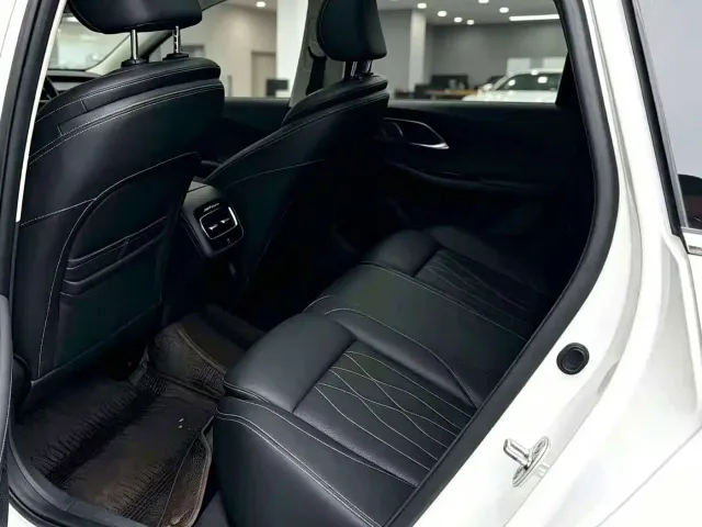 Chery Arrizo 8 — Фото автомобиля 6