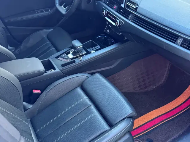Audi A4L — Фото автомобиля 12