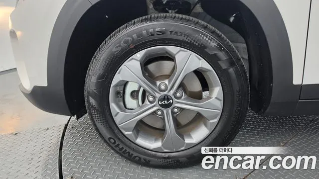 Kia Seltos Бензин 1.6 турбо 2WD — Фото автомобиля 5