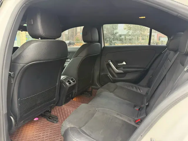 Mercedes-Benz A-Class — Фото автомобиля 6