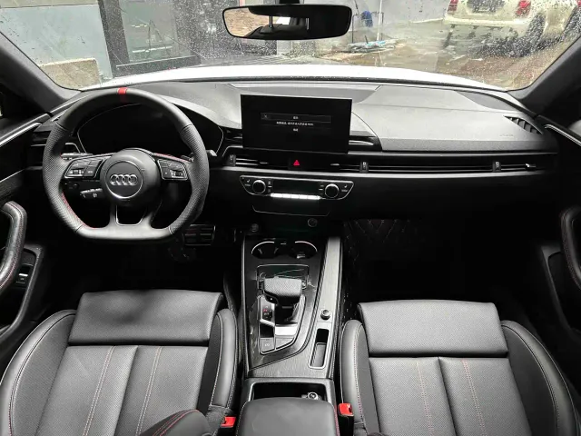 Audi A4L — Фото автомобиля 17