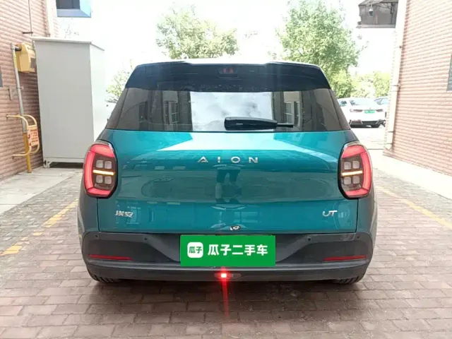 GAC Aion UT — Фото автомобиля 5
