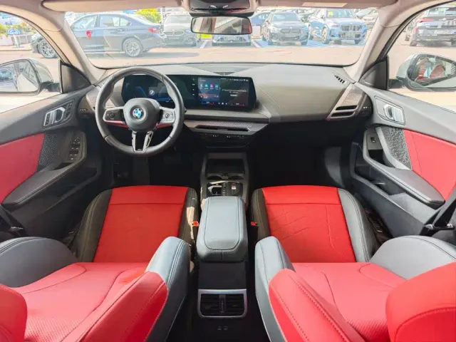 BMW BMW 2 Series 2025 225L M Sport Package — Фото автомобиля 13