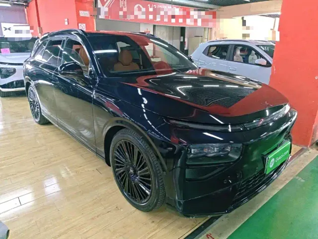 Xpeng G9 — Фото автомобиля 3
