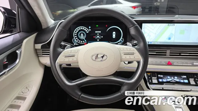 Hyundai Grandeur Grandeur (New) — Фото автомобиля 12