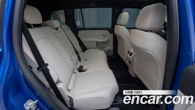 Mercedes-Benz GLB-Class — Фото автомобиля 10