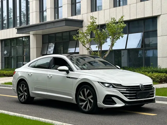 Volkswagen CC — Фото автомобиля 3