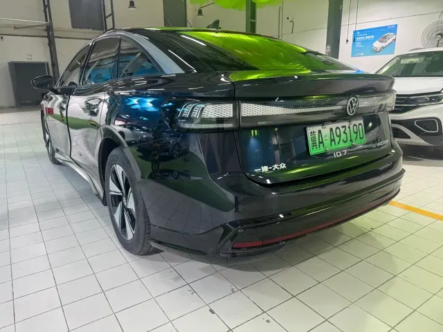 Volkswagen ID.7 Vizzion — Фото автомобиля 2