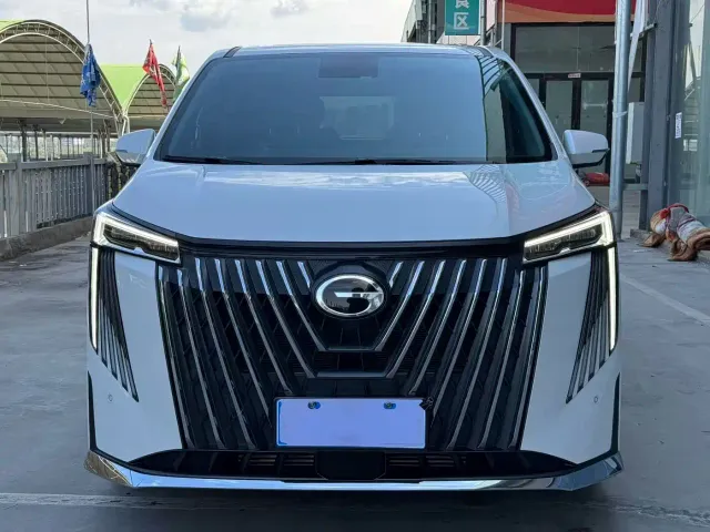 GAC Trumpchi M8 — Фото автомобиля 2