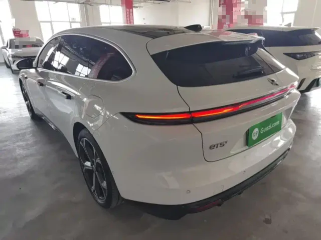 Nio ET5 Touring — Фото автомобиля 4