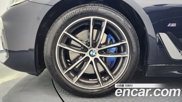BMW 5-Series 5 серия (G30) 523d M Sport — Фото автомобиля 5