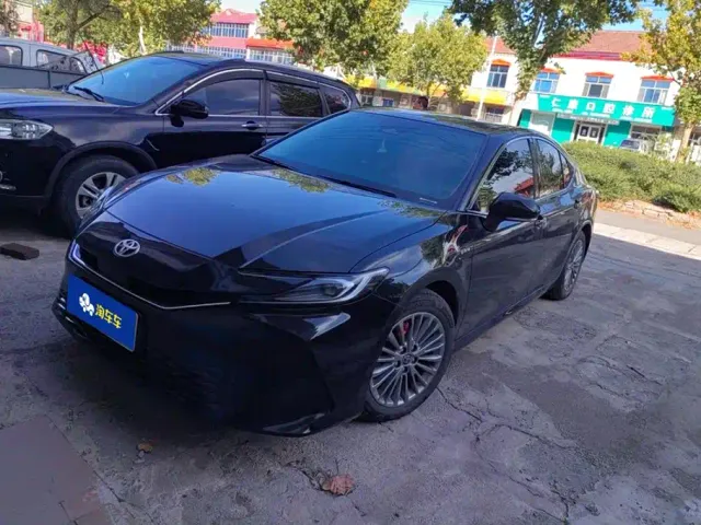 Фотография автомобиля — Toyota Camry