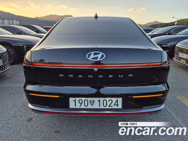 Hyundai Grandeur GN7 — Фото автомобиля 5