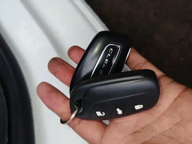 Roewe Kaiwei CLEVER 2021 302km New Four-Seat Super Edition — Фото автомобиля 8