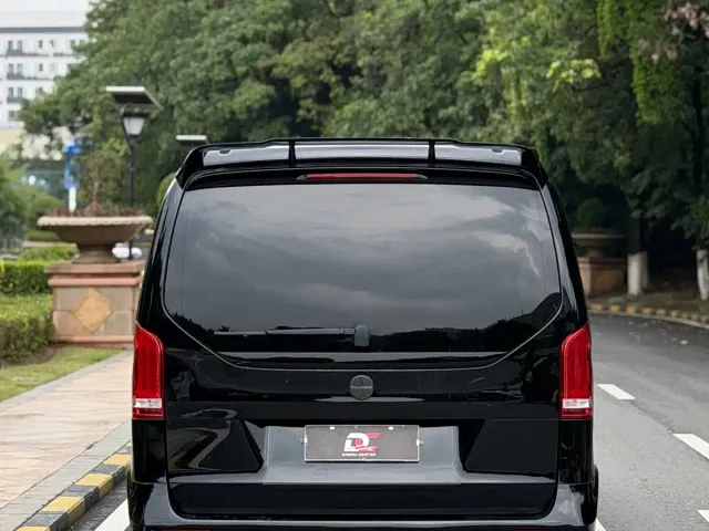 Mansory V-Class — Фото автомобиля 4
