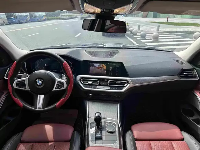 BMW BMW 3 Series 2022 325Li M Sport Shadow Edition — Фото автомобиля 5