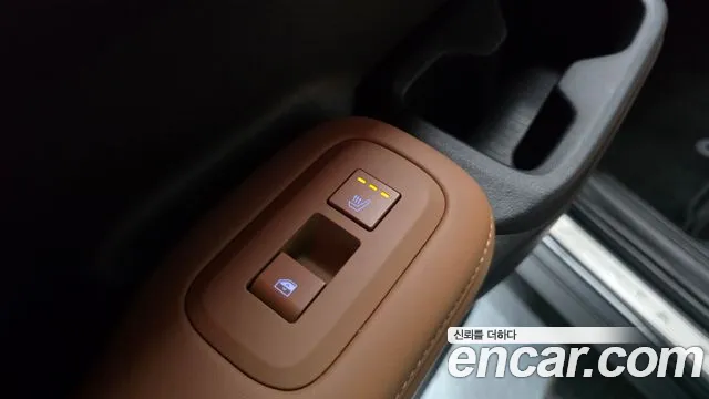 Hyundai Santa Fe MX5 — Фото автомобиля 26