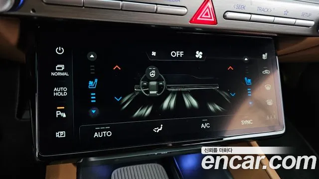 Hyundai Grandeur Grandeur (GN7) 2.5 Бензин 2WD — Фото автомобиля 16