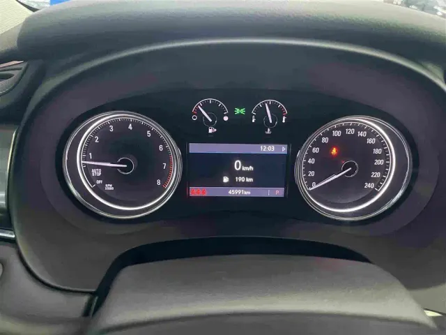 Buick LaCrosse — Фото автомобиля 8