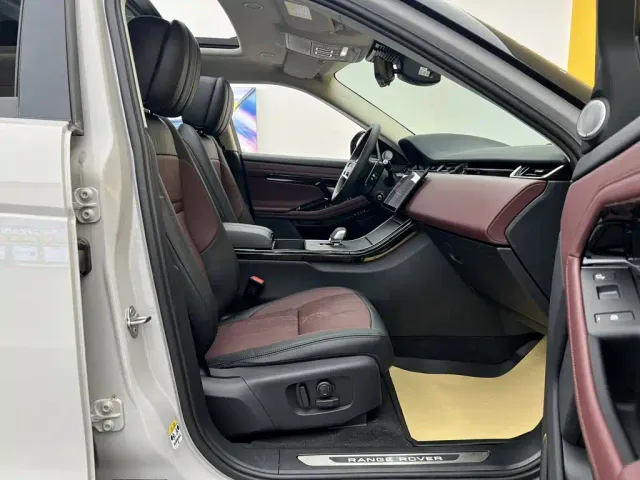 Land Rover Range Rover Evoque — Фото автомобиля 18