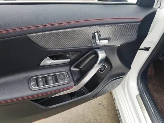 Mercedes-Benz A-Class — Фото автомобиля 9