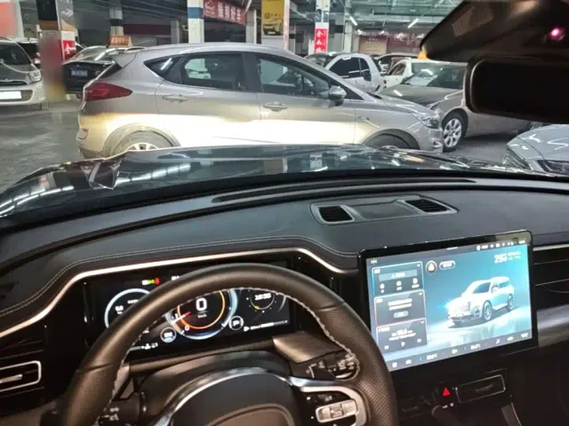 GAC Trumpchi GS8 — Фото автомобиля 9