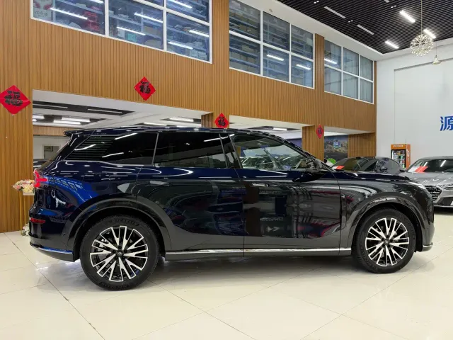 Changan Qiyuan Q07 — Фото автомобиля 5