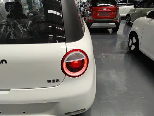 Changan Lumin — Фото автомобиля 7